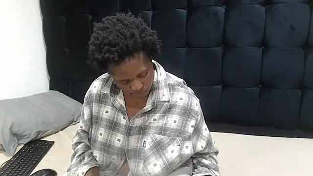 TaurusClitCake online show from October 2, 2025, 7:48 am