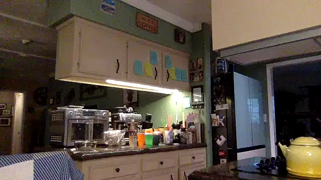 superbearboss online show from December 5, 2025, 2:36 pm