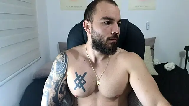 Isaac Carter online show from November 13, 2025, 10:47 am