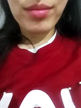 saraaxx1 online show from March 11, 2025, 11:15 pm