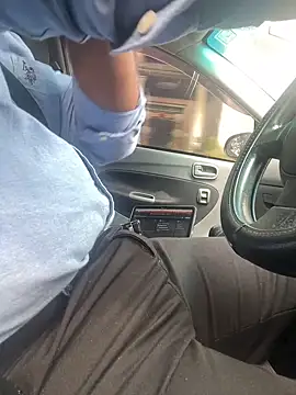 dam-her-boy online show from February 3, 2026, 7:02 am