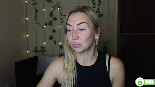 Kiss julli88I online show from October 10, 2025, 5:23 pm