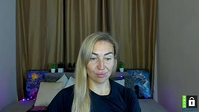 Kiss julli88I online show from October 24, 2025, 5:31 pm