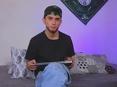 Snapshot of samevansx_ chatting on October 1, 2025, 7:20 pm samevansx online show from October 1, 2025, 7:20 pm