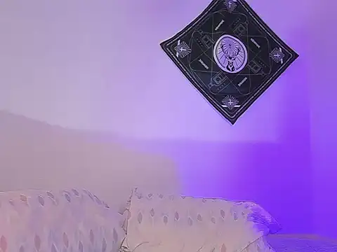 samevansx  online show from April 9, 2026, 4:45 pm