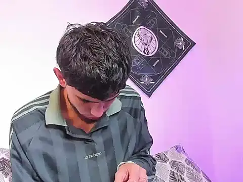 samevansx  online show from April 10, 2026, 6:01 pm