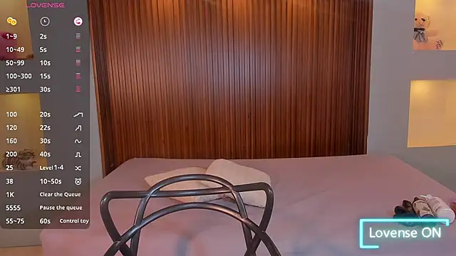 ZaraBlaze5 online show from September 29, 2025, 12:32 pm