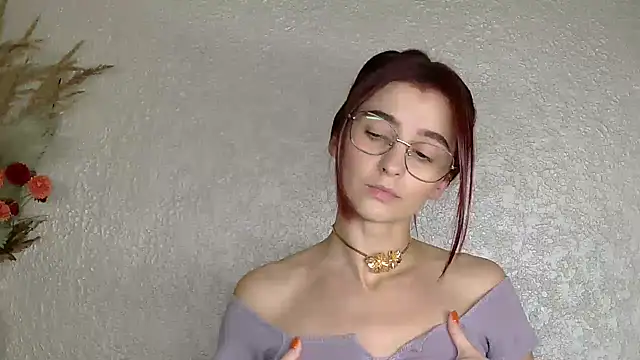 luna Gharming online show from November 8, 2025, 8:25 am