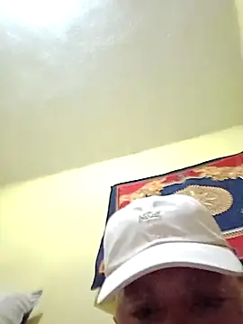 Brianmexboy online show from April 10, 2026, 8:08 am