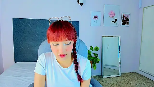 sharon rosse   online show from October 8, 2025, 12:14 pm