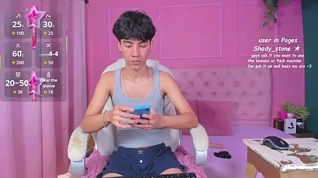 SHADY STONE online show from November 4, 2025, 9:58 pm