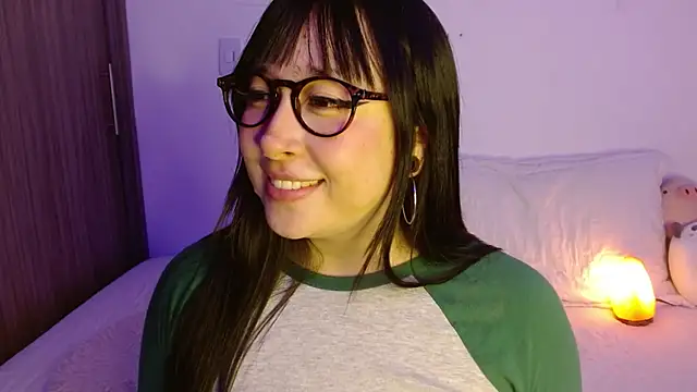 Oliviargf online show from November 10, 2025, 12:31 am