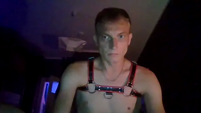 MaxPovelXL online show from August 1, 2026, 7:02 pm