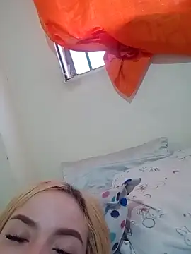 sara crushx online show from March 7, 2025, 10:43 pm