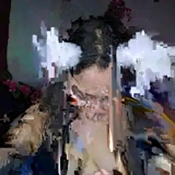 esmeralda jadees online show from November 15, 2025, 8:27 pm