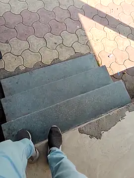 himvilohi08 online show from November 11, 2025, 8:36 am