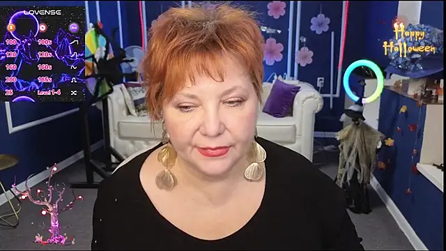 Kira Kenet online show from October 29, 2025, 7:32 am