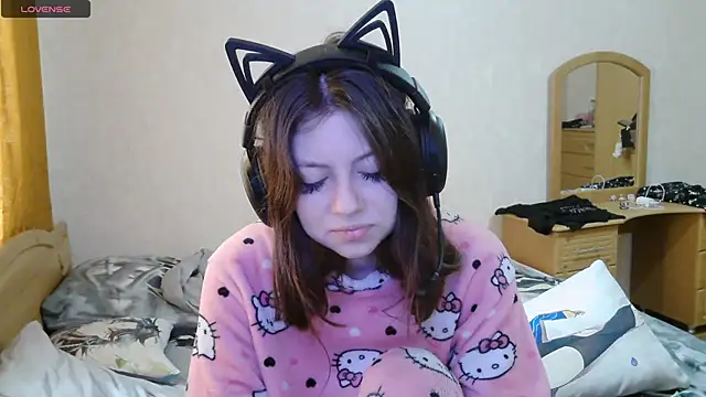 RendyDow online show from October 7, 2025, 7:38 am