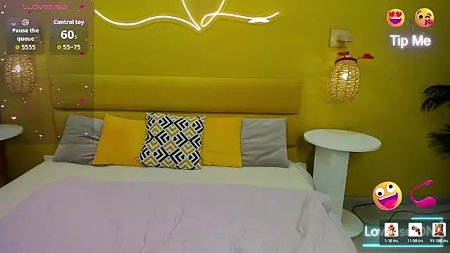 Snapshot of EvelineAmore chatting on March 9, 2026, 1:31 am EvelineAmore online show from March 9, 2026, 1:31 am