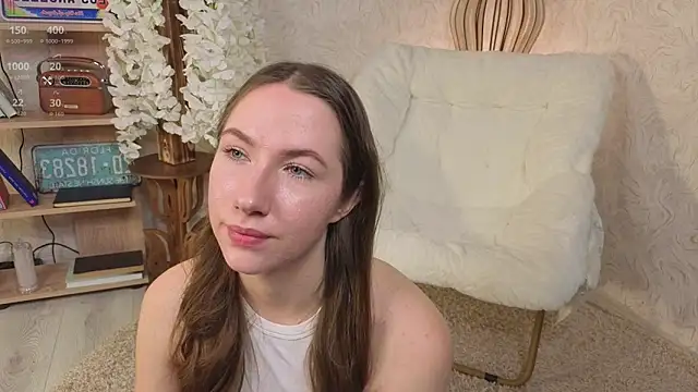 Snapshot of Kira_mindnes chatting on October 7, 2025, 5:15 am Kira mindnes online show from October 7, 2025, 5:15 am