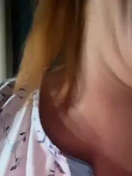 Snapshot of roldanmary chatting on March 17, 2025, 2:19 am roldanmary online show from March 17, 2025, 2:19 am