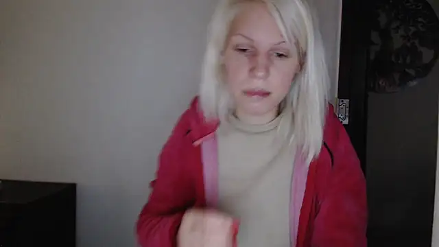 Snapshot of ElssaRush chatting on October 2, 2025, 6:09 am ElssaRush online show from October 2, 2025, 6:09 am