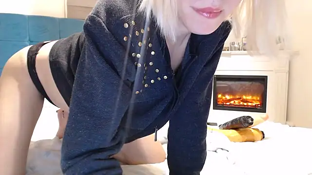 Snapshot of ElssaRush chatting on October 31, 2025, 3:57 pm ElssaRush online show from October 31, 2025, 3:57 pm