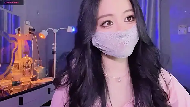 Snapshot of MI_KA22 chatting on October 6, 2025, 4:32 am MI KA22 online show from October 6, 2025, 4:32 am