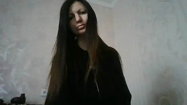 AliseWats online show from September 29, 2025, 2:11 pm