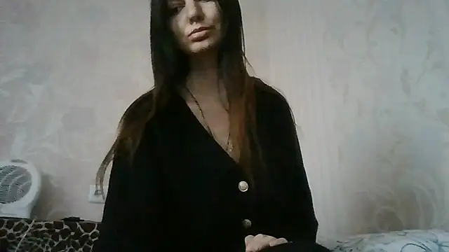 AliseWats online show from November 16, 2025, 12:22 pm