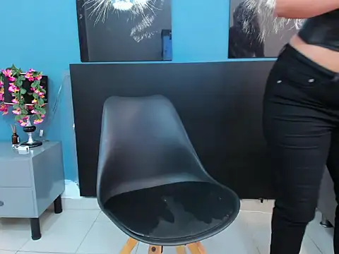 SophiaQueens online show from February 5, 2026, 8:24 pm