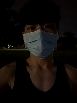 Snapshot of chipboo chatting on October 6, 2025, 3:20 pm chipboo online show from October 6, 2025, 3:20 pm