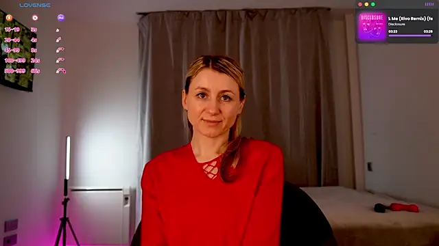   Milana     online show from December 4, 2025, 1:48 am