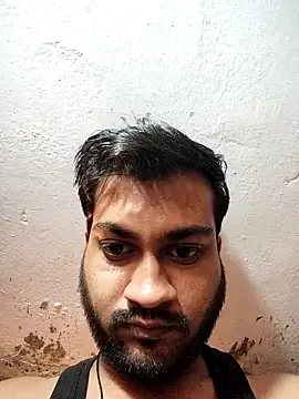 mpaale11 online show from October 5, 2025, 8:40 pm