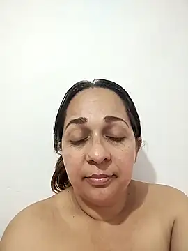 xxx luluu online show from October 3, 2025, 12:35 pm