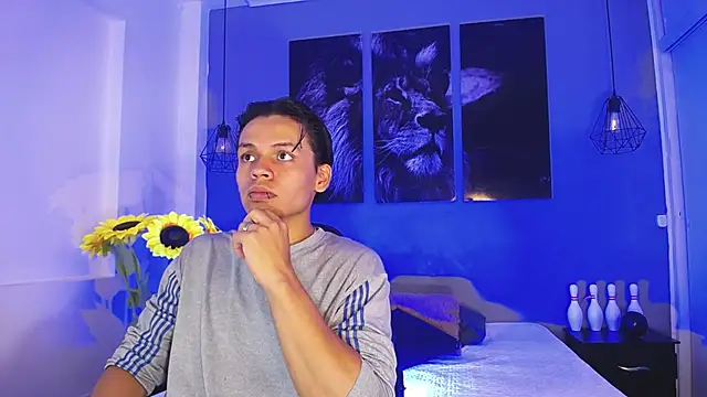 Draco collins online show from September 15, 2025, 8:53 pm