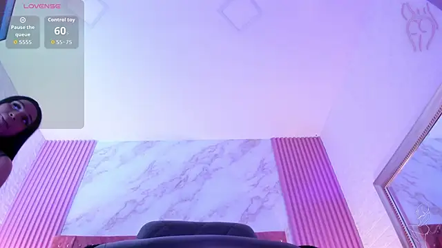 goldilockss15 online show from September 28, 2025, 3:23 am