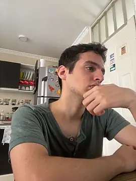 Thiagobb7 online show from October 15, 2025, 6:41 pm