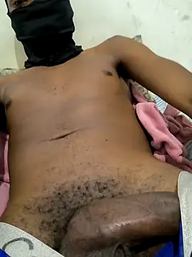 2BigBlacxxx online show from December 3, 2025, 2:04 pm