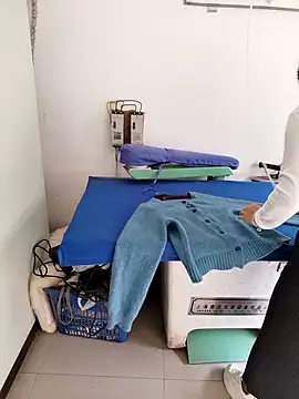 Snapshot of mimi520 chatting on October 27, 2025, 1:09 am mimi520 online show from October 27, 2025, 1:09 am