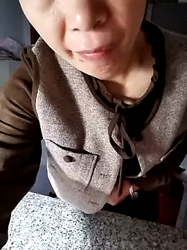 Snapshot of mimi520 chatting on October 29, 2025, 11:39 pm mimi520 online show from October 29, 2025, 11:39 pm