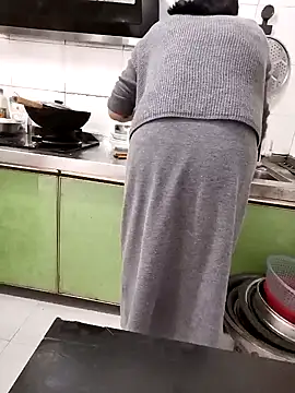 Snapshot of mimi520 chatting on November 10, 2025, 2:32 am mimi520 online show from November 10, 2025, 2:32 am