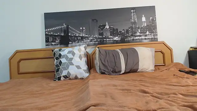 yourhoneyfemboy online show from March 13, 2025, 9:32 am