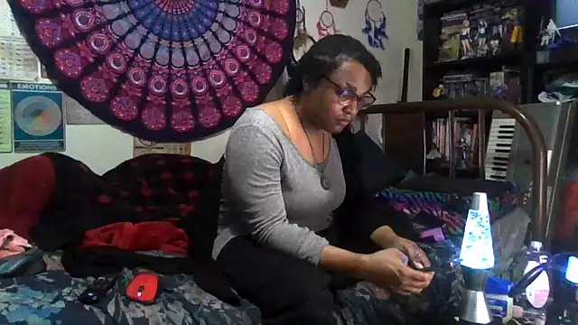 GardeniaFields online show from November 15, 2025, 6:55 am