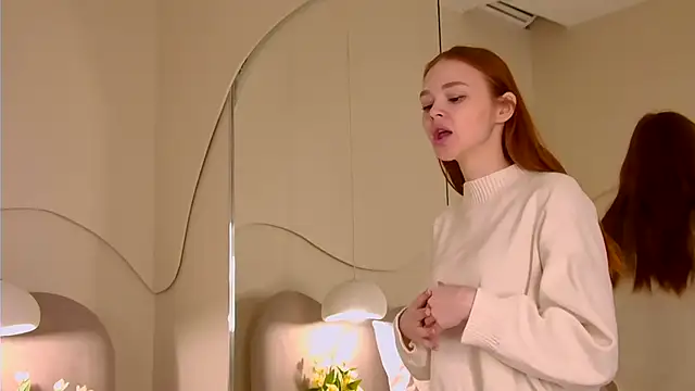 MiraBliss online show from October 6, 2025, 9:56 pm