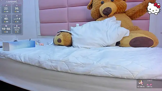 viioletta 18 online show from November 11, 2025, 12:38 pm