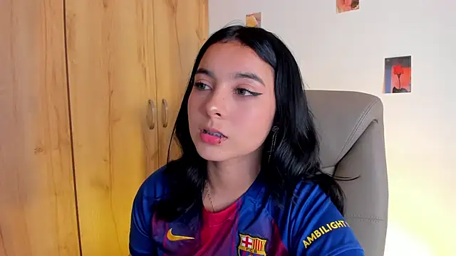 Snapshot of kanna_02 chatting on February 12, 2026, 11:00 pm kanna 02 online show from February 12, 2026, 11:00 pm