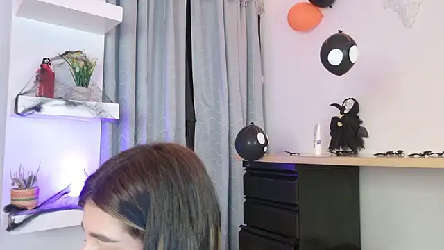 eva sin18 online show from October 25, 2025, 11:21 pm