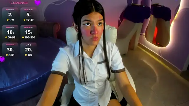 auroracute02 online show from September 27, 2025, 1:38 pm