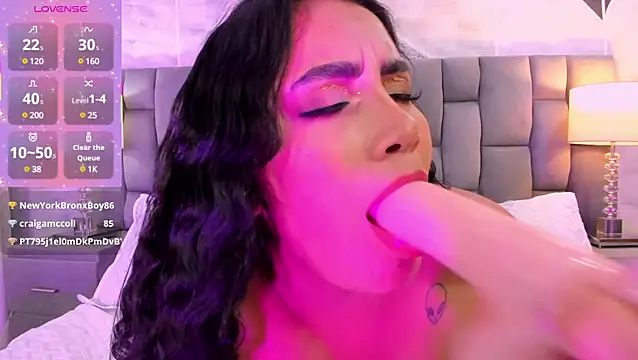 SofiaMonett online show from March 19, 2025, 1:43 am